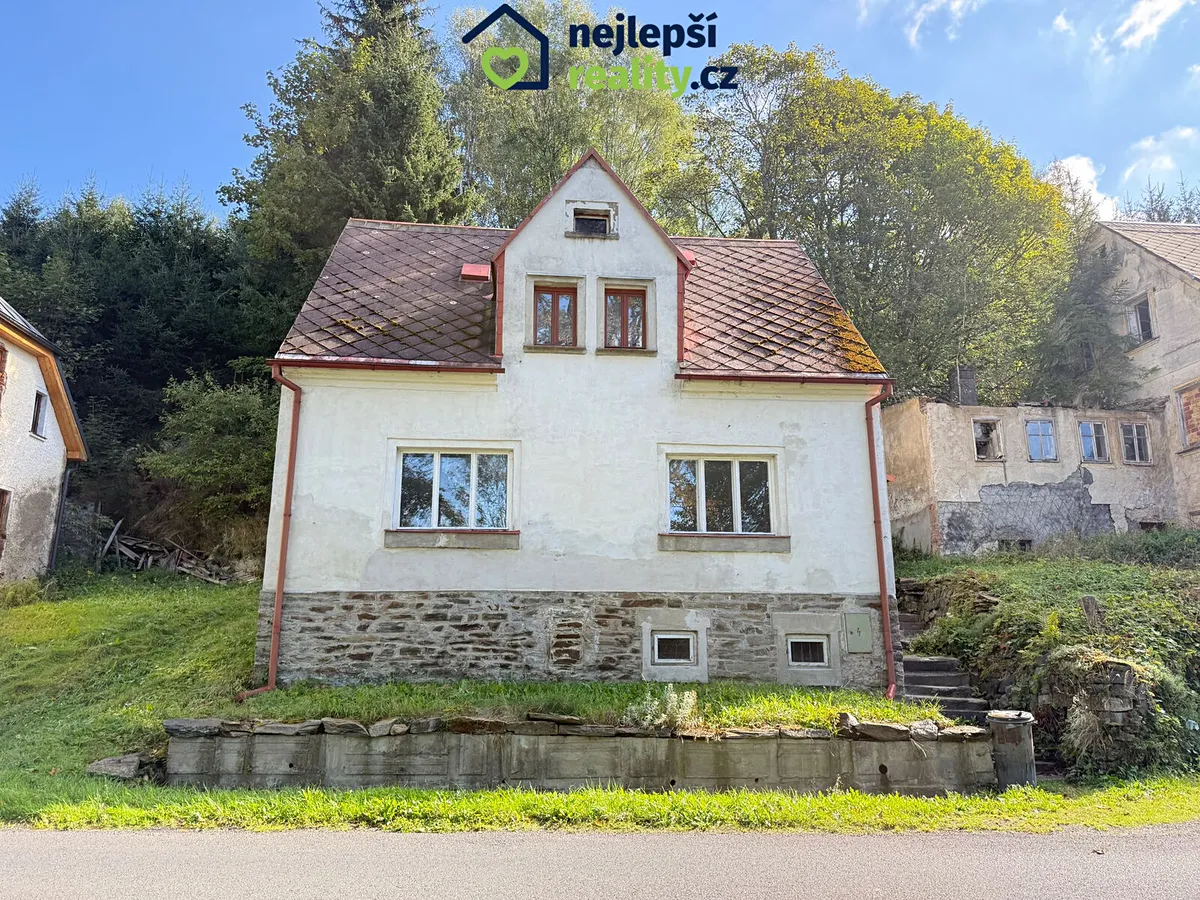 Prodej rodinného domu 141 m², pozemek 496 m²